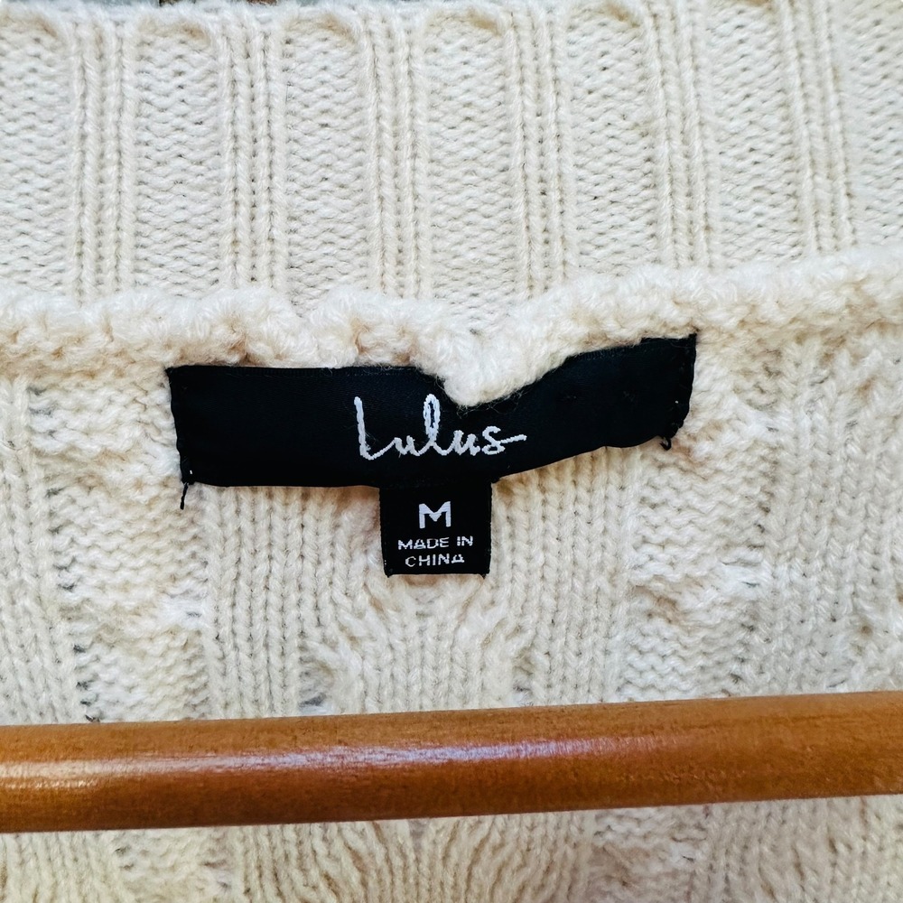 Lulus Cardigan Cropped Sweater Cream Fisherman Cable Knit Cottage Academia M - Picture 4 of 5